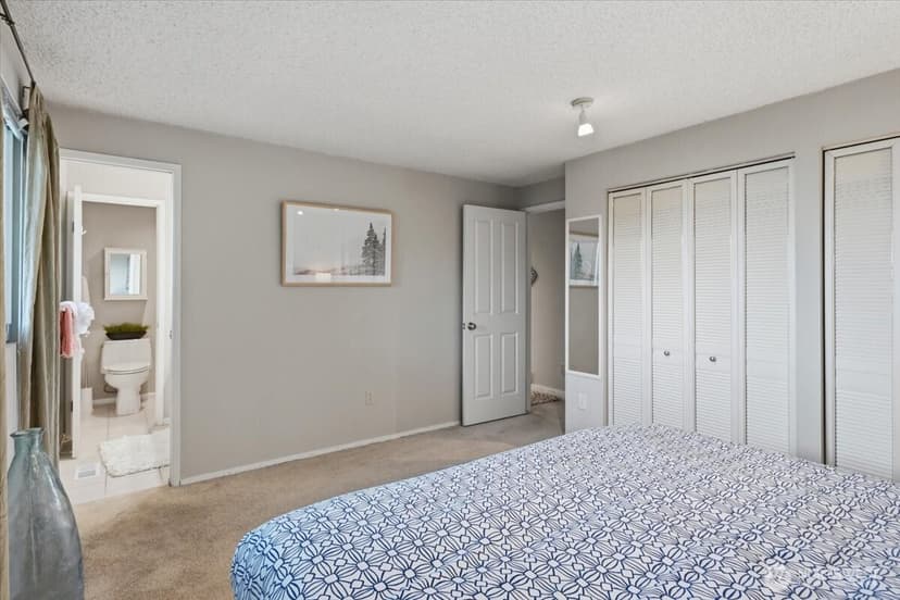 Property photo for 8205 S 123rd Place, Seattle photo 19