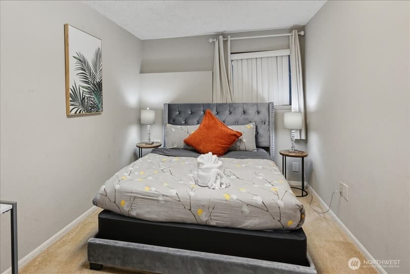 Property photo for 8205 S 123rd Place, Seattle photo 31