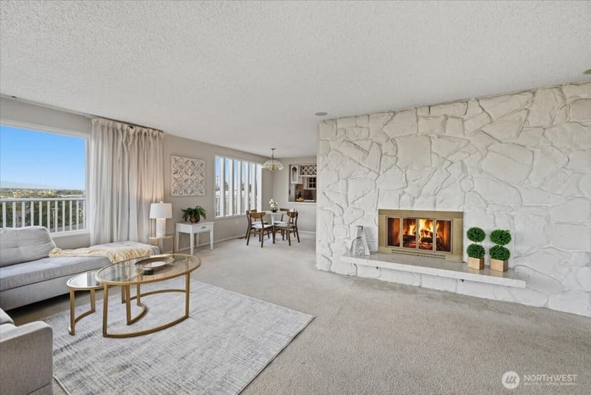 Property photo for 8205 S 123rd Place, Seattle photo 6