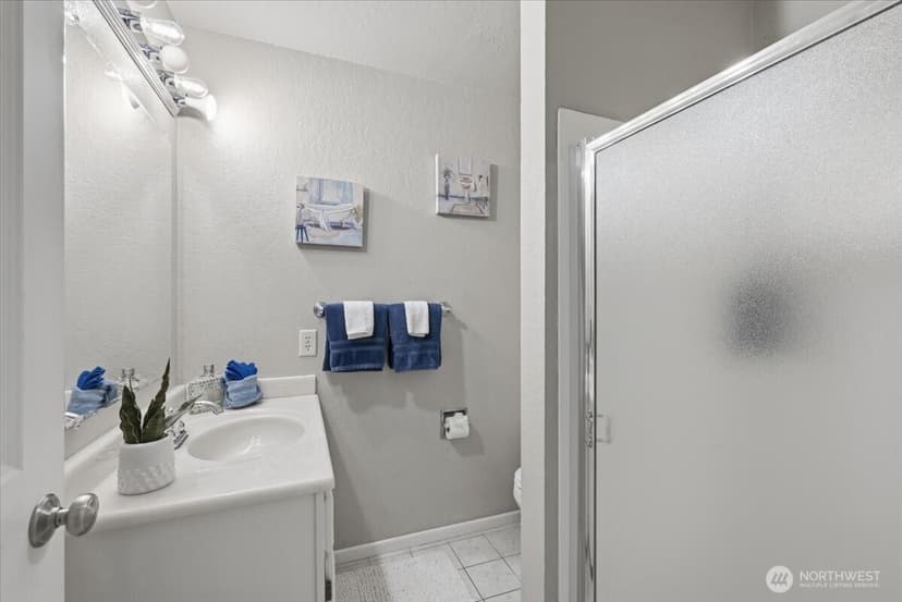 Property photo for 8205 S 123rd Place, Seattle photo 30