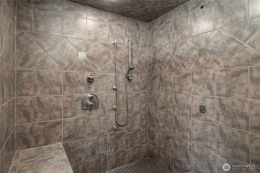 Property photo for 7402 229th Place SE, Woodinville photo 21