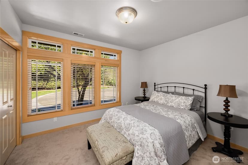 Property photo for 7402 229th Place SE, Woodinville photo 13