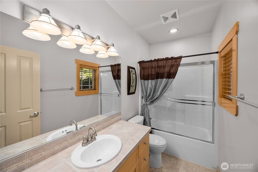 Property photo for 7402 229th Place SE, Woodinville photo 12