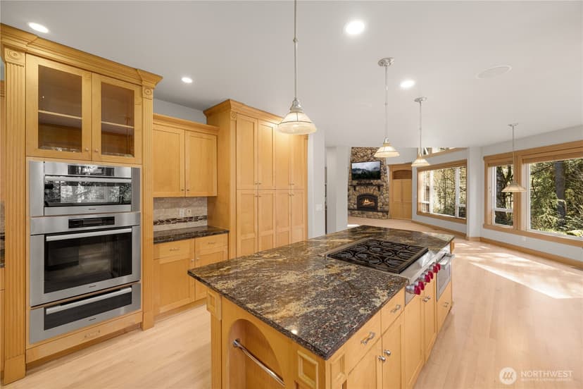 Property photo for 7402 229th Place SE, Woodinville photo 8