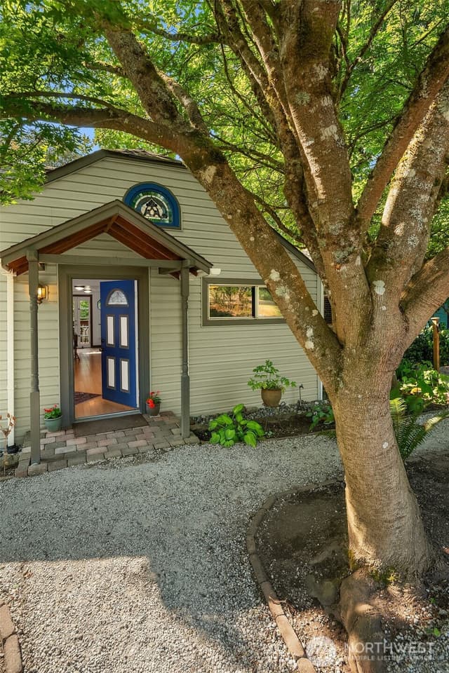 Property photo for 17109 135th Place SW, Vashon photo 2