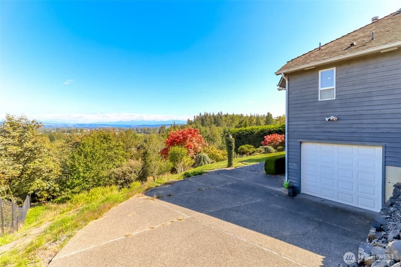 Property photo for 5705 51st Avenue Ct E, Tacoma photo 32