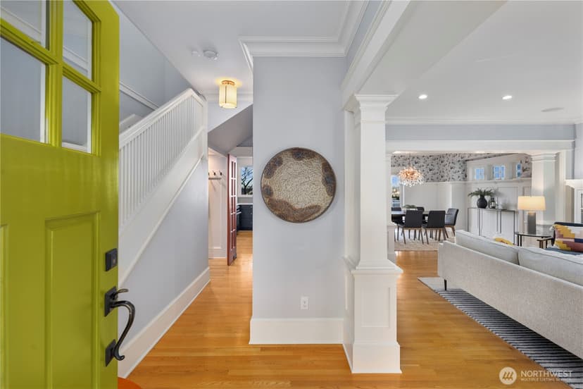Property photo for 426 Smith Street, Seattle photo 17