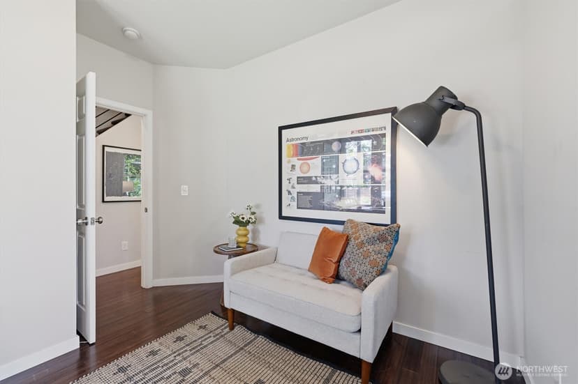 Property photo for 6211 Carleton Avenue S, Seattle photo 9