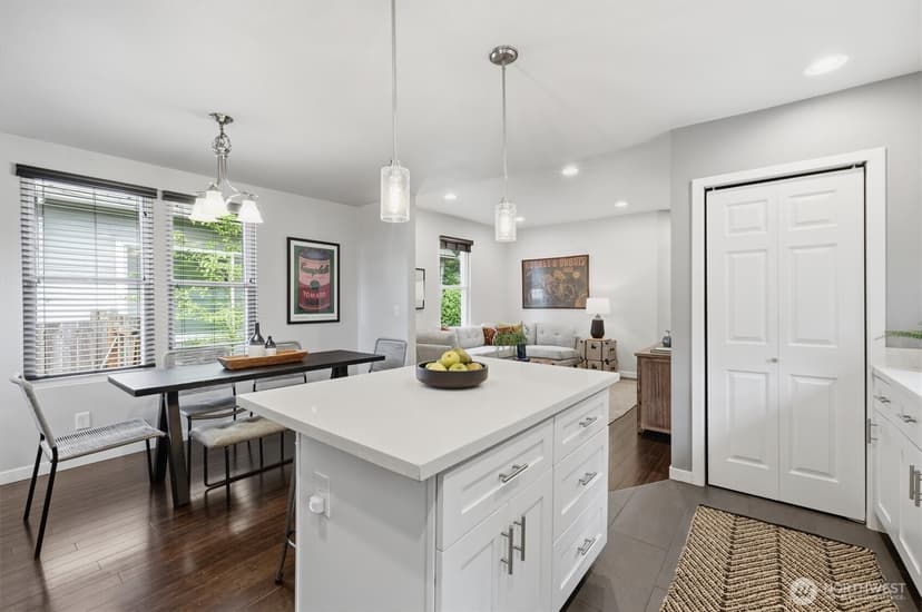 Property photo for 6211 Carleton Avenue S, Seattle photo 18