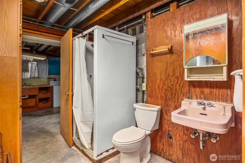 Property photo for 941 N 103rd Street, Seattle photo 12