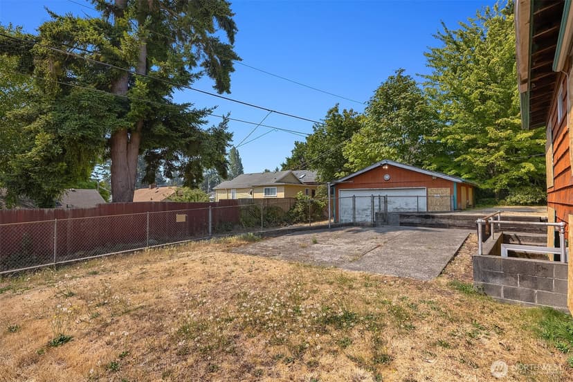 Property photo for 941 N 103rd Street, Seattle photo 15