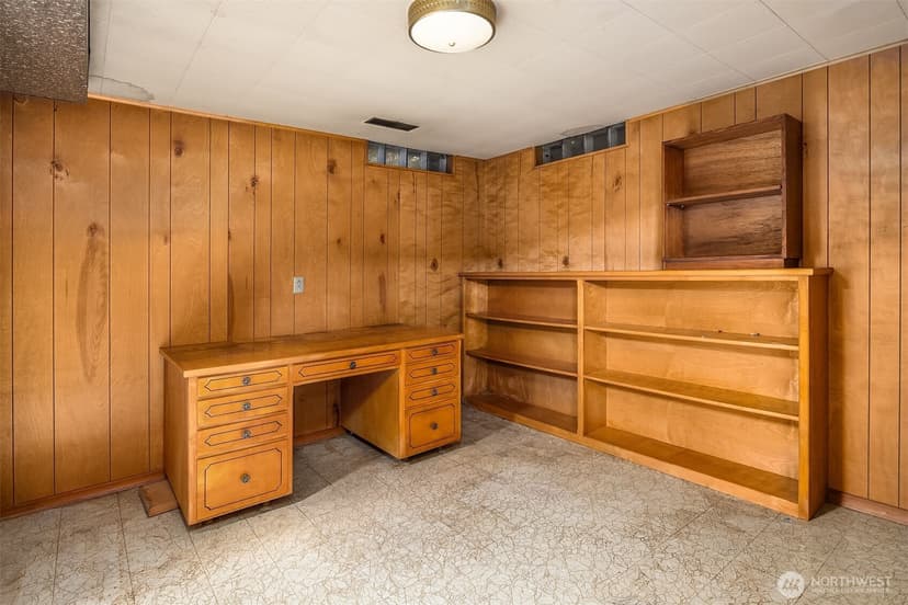 Property photo for 941 N 103rd Street, Seattle photo 6