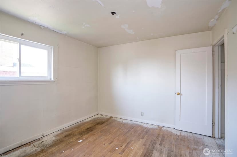 Property photo for 4405 SW Alaska Street #304, Seattle photo 19