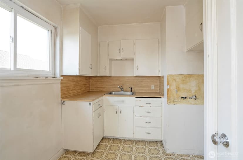 Property photo for 4405 SW Alaska Street #304, Seattle photo 15