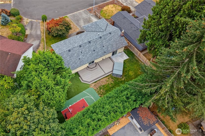 Property photo for 18759 130th Avenue SE, Renton photo 10