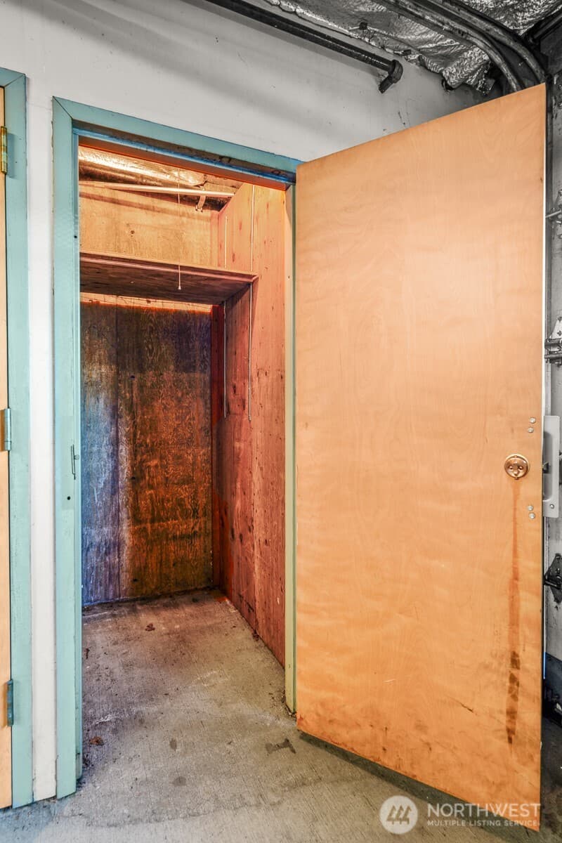 Property photo for 1740 Aurora Avenue N #A-102, Seattle photo 18