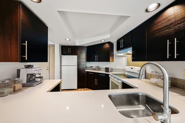 Property photo for 1740 Aurora Avenue N #A-102, Seattle photo 5