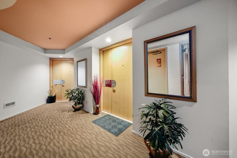 Property photo for 1740 Aurora Avenue N #A-102, Seattle photo 16