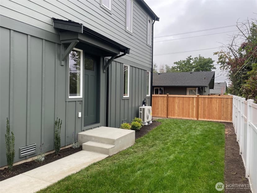 Property photo for 1511 Fulton Street #B, Everett photo 12