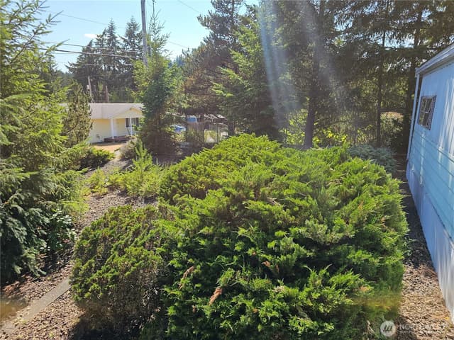 Property photo for 4720 W Davis Road, Bremerton photo 3
