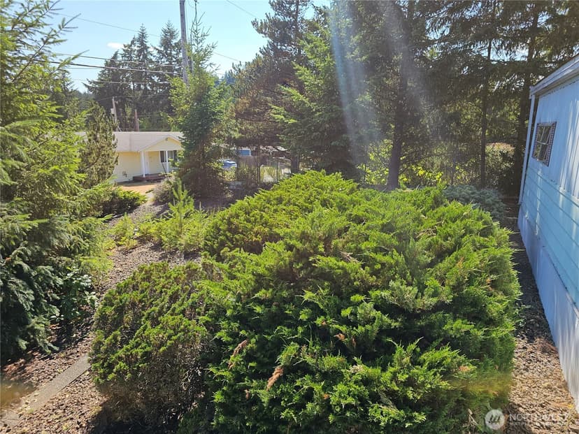 Property photo for 4720 W Davis Road, Bremerton photo 3