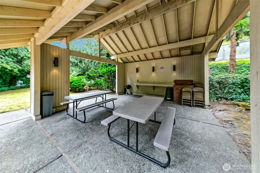 Property photo for 13717 Linden Avenue N #104, Seattle photo 26
