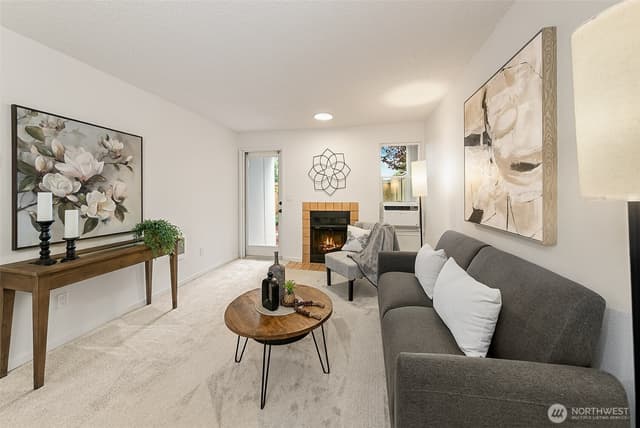 Property photo for 13717 Linden Avenue N #104, Seattle photo 5