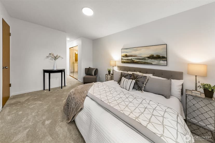 Property photo for 13717 Linden Avenue N #104, Seattle photo 12