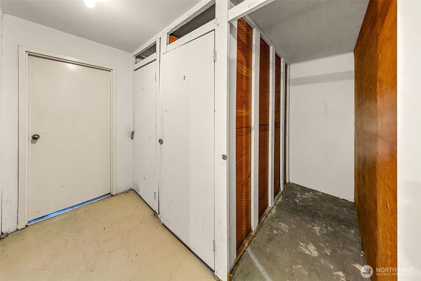 Property photo for 13717 Linden Avenue N #104, Seattle photo 22