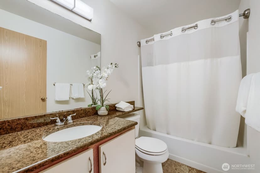 Property photo for 115 124 Street SE #B4, Everett photo 8