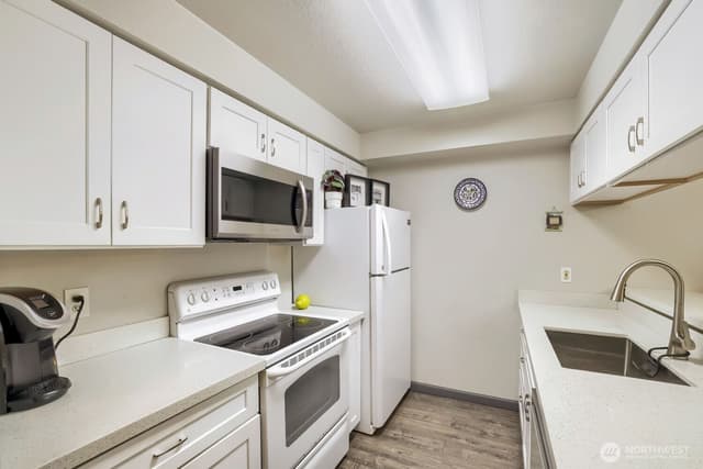 Property photo for 115 124 Street SE #B4, Everett photo 4