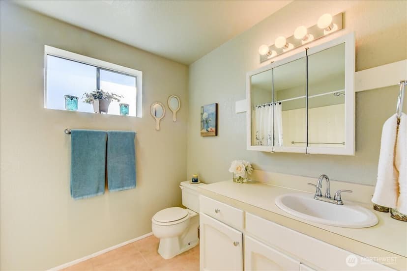 Property photo for 1004 Columbia Avenue #7, Marysville photo 16