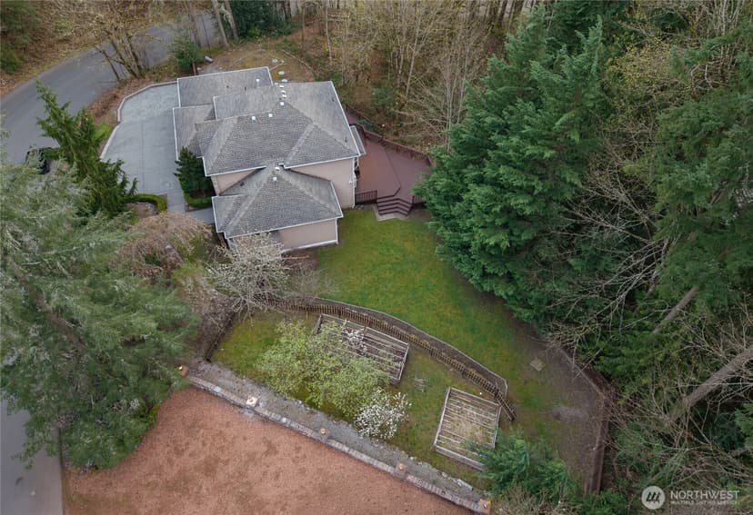 Property photo for 5107 218th Avenue NE, Redmond photo 35