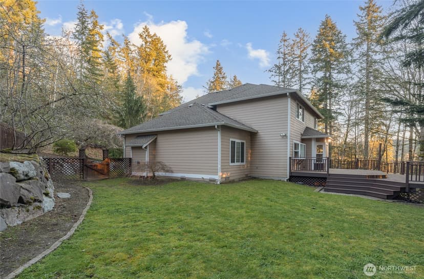 Property photo for 5107 218th Avenue NE, Redmond photo 37