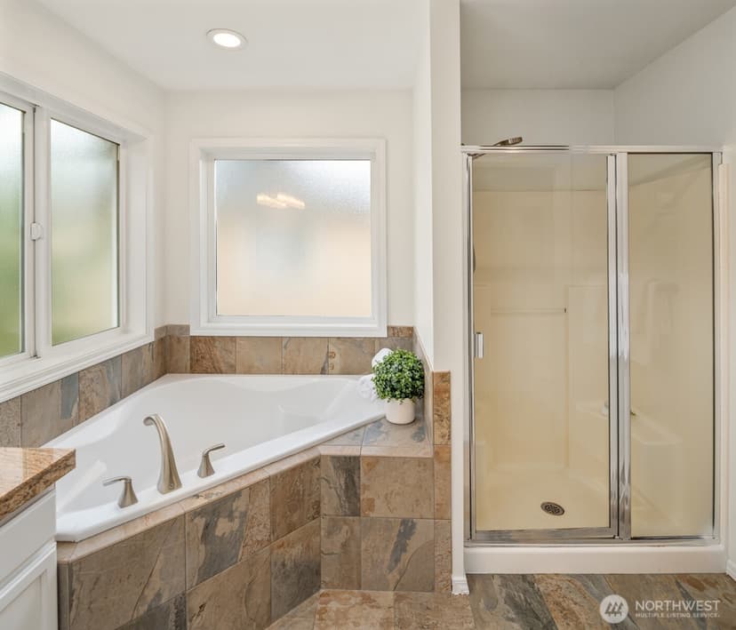 Property photo for 18603 33rd Avenue SE, Bothell photo 26