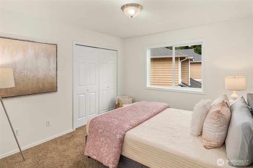 Property photo for 18603 33rd Avenue SE, Bothell photo 29