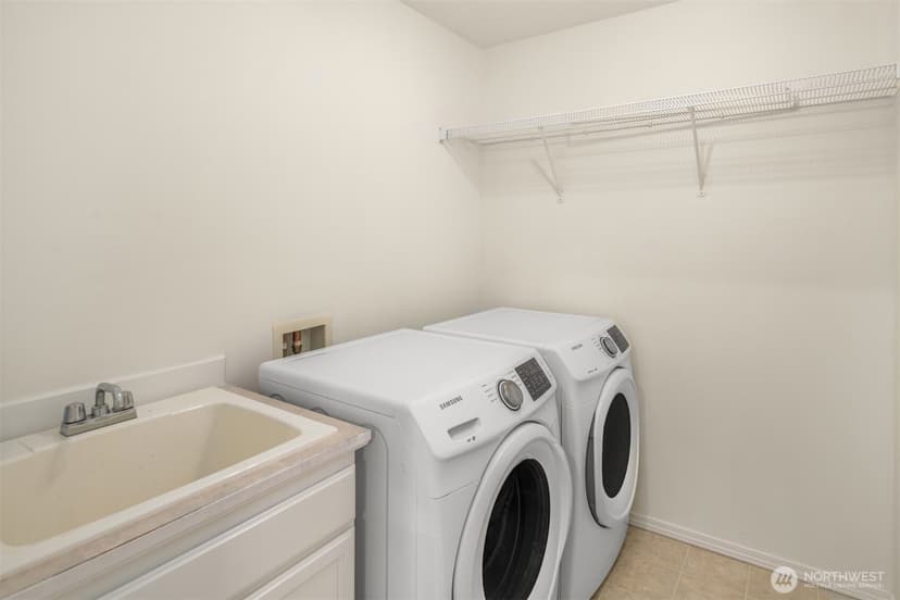 Property photo for 18603 33rd Avenue SE, Bothell photo 32