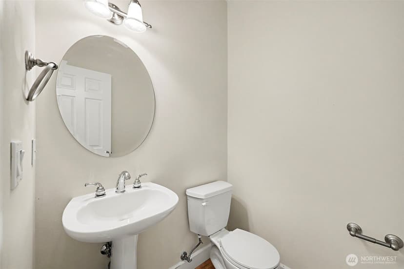 Property photo for 4129 NE 9th Place, Renton photo 10