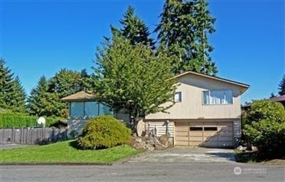 Property photo for 4760 116th Avenue SE, Bellevue