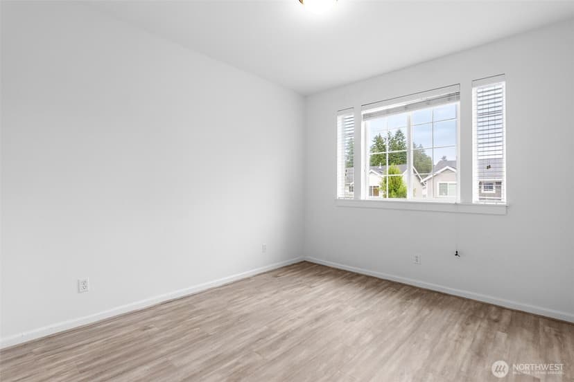 Property photo for 24015 221st Lane SE, Maple Valley photo 32