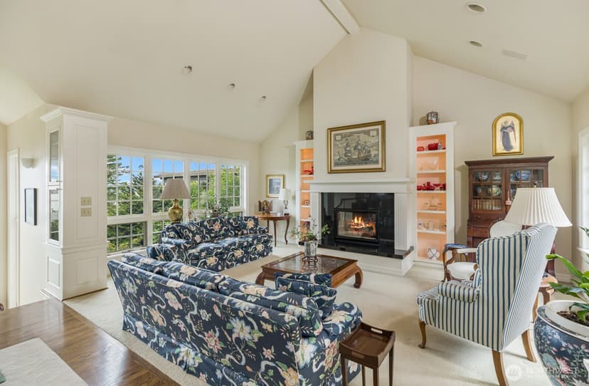 Property photo for 6681 NE Windermere Road, Seattle photo 27