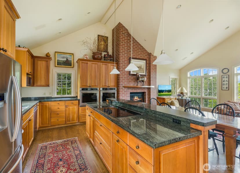 Property photo for 6681 NE Windermere Road, Seattle photo 22