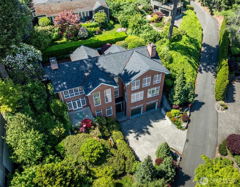 Property photo for 6681 NE Windermere Road, Seattle photo 6
