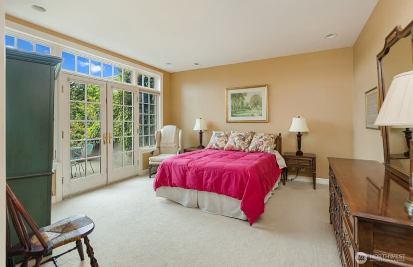 Property photo for 6681 NE Windermere Road, Seattle photo 32