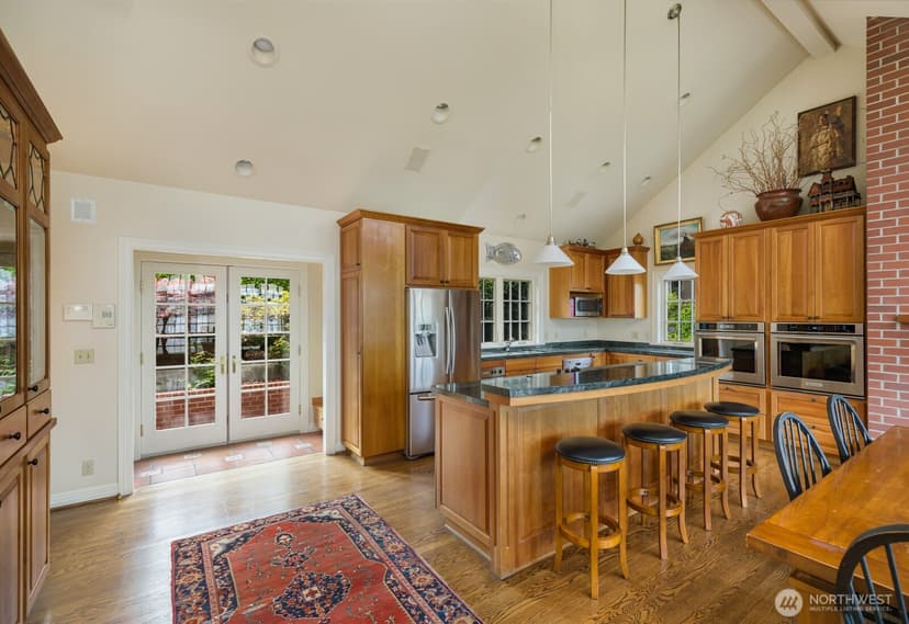 Property photo for 6681 NE Windermere Road, Seattle photo 23
