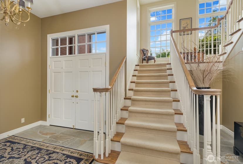 Property photo for 6681 NE Windermere Road, Seattle photo 30