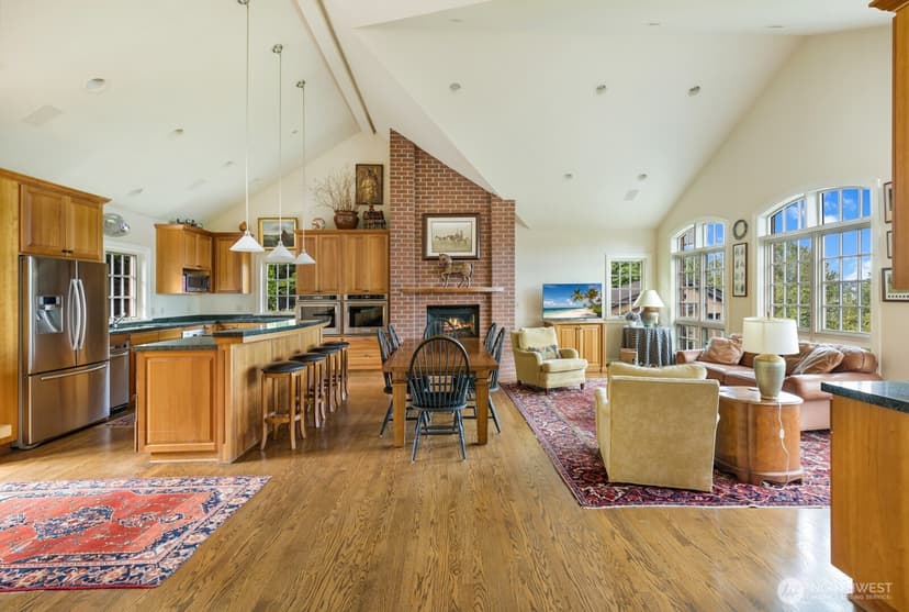 Property photo for 6681 NE Windermere Road, Seattle photo 17
