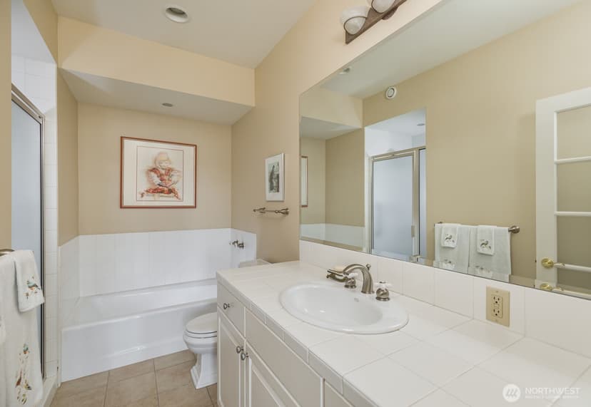 Property photo for 6681 NE Windermere Road, Seattle photo 36