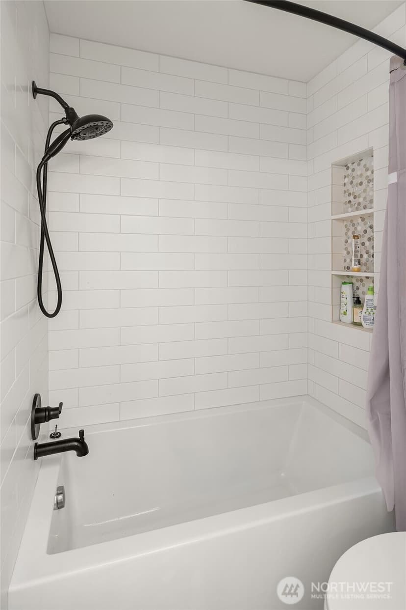 Property photo for 16534 SE 58th Place, Bellevue photo 22