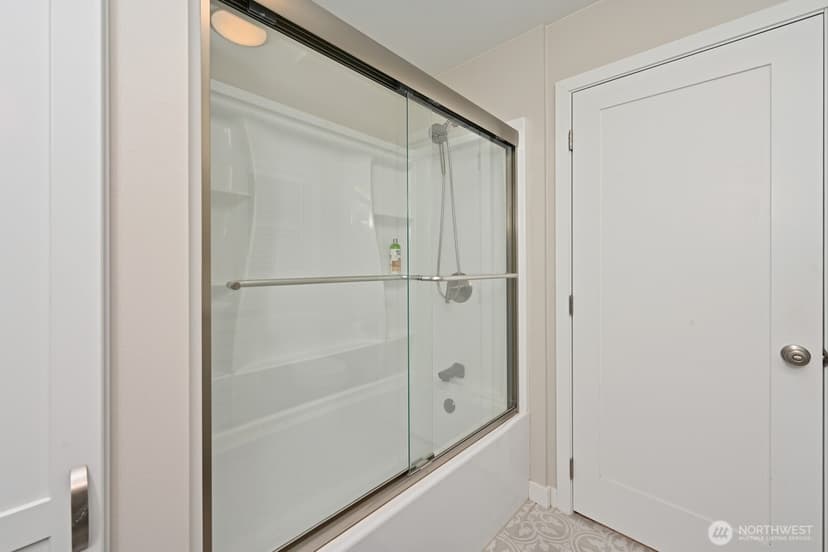 Property photo for 201 Union Avenue SE #13, Renton photo 22